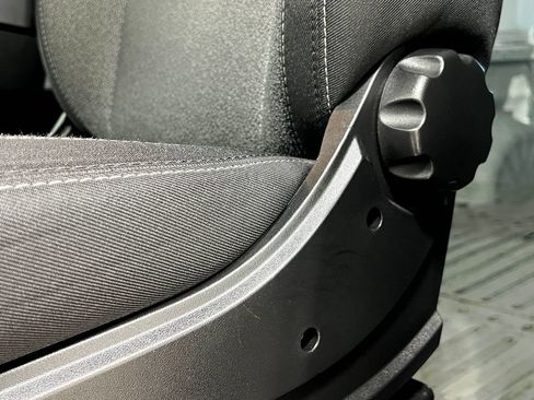 Used 2023 RAM ProMaster 2500 FWD image 16