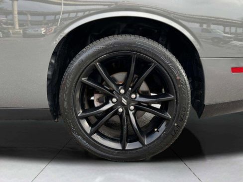 Used 2017 Dodge Challenger SXT Plus image 45