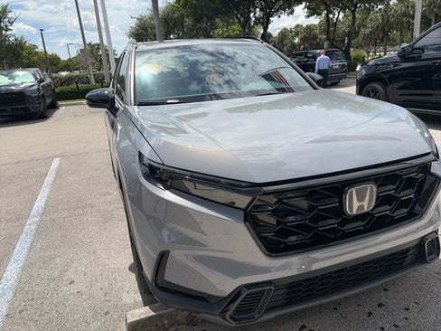 Used 2024 Honda CR-V Sport image 3