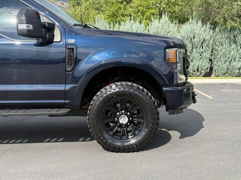 Used 2022 Ford F250 Lariat w/ Tremor Off-Road Package AWD/4WD image 6