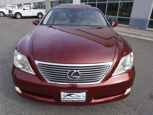 Used 2007 Lexus LS 460 LS 460 Sedan 4D image 2