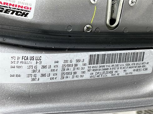 Used 2020 Jeep Cherokee Latitude Plus image 27