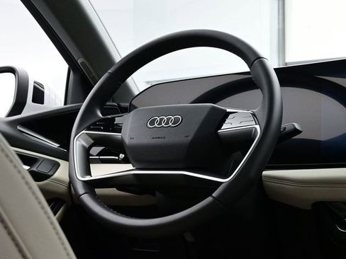 Used 2025 Audi A6 e-tron Prestige image 21