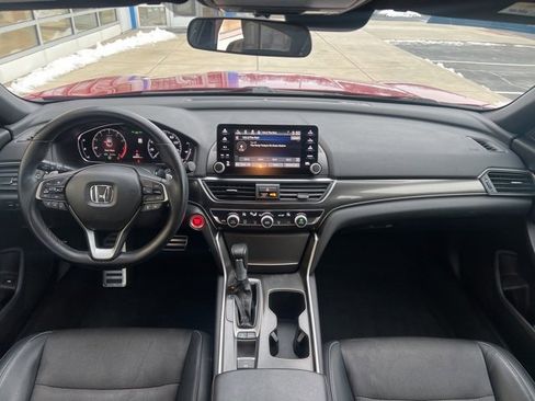 Certified 2018 Honda Accord Sport image 10