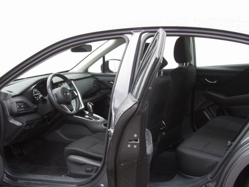 Used 2023 Subaru Legacy Premium image 12