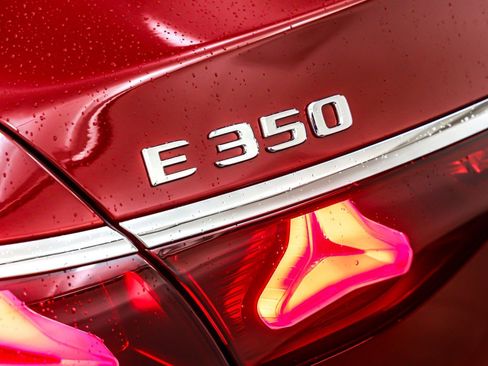 New 2026 Mercedes-Benz E 350 Sedan image 9
