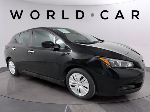 Used 2025 Nissan Leaf S FWD image 1