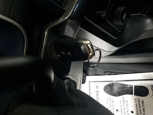 Used 2021 Ford F150 XL w/ STX Appearance Package RWD image 10