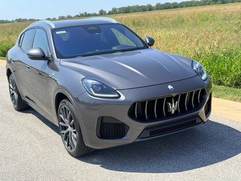 Used 2023 Maserati Grecale GT AWD/4WD image 35