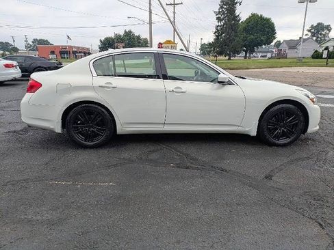 Used 2011 INFINITI G37 x Sedan w/ Premium Pkg AWD/4WD image 5