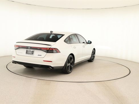 Used 2023 Honda Accord Sport image 6