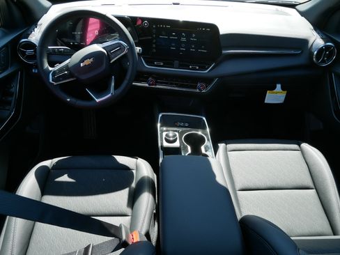 New 2026 Chevrolet Equinox LT w/ Convenience Package II image 6