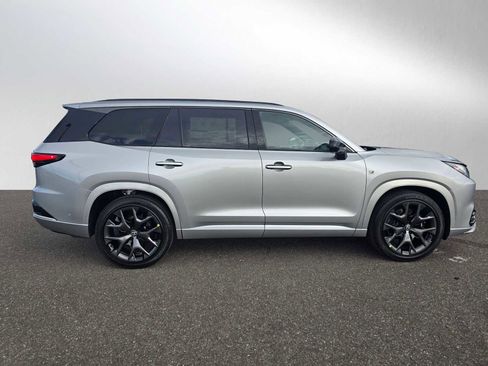 New 2026 Lexus TX 500h AWD image 2