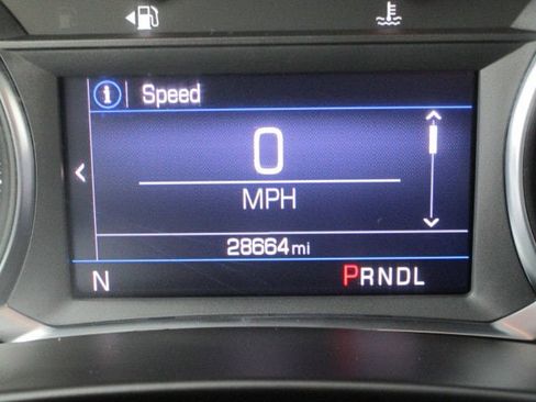 Used 2024 Chevrolet Equinox LT image 18