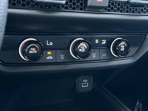Certified 2025 Honda HR-V LX image 22