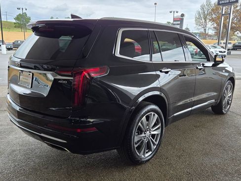 Used 2023 Cadillac XT6 Premium Luxury image 5