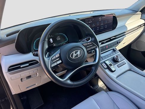 Used 2025 Hyundai Palisade SEL image 9
