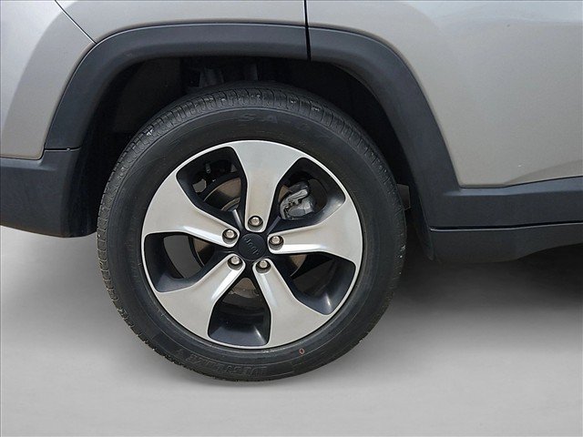 Used 2020 Jeep Compass Latitude w/ Popular Equipment Group AWD/4WD image 18