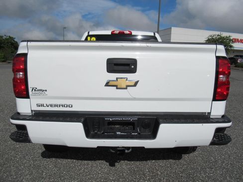 Used 2018 Chevrolet Silverado 1500 Custom w/ Trailering Package RWD image 6