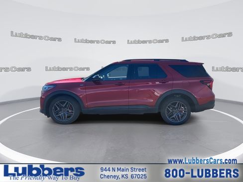 Used 2025 Ford Explorer ST-Line w/ ST-Line Street Pack image 5
