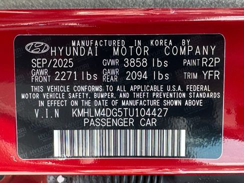 Certified 2026 Hyundai Elantra Sport FWD image 33