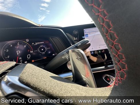 Used 2022 Chevrolet Corvette STINGRAY CONVERTIBLE w/ Z51 Performance Package image 39