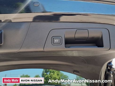 Used 2023 Buick Envision Avenir AWD/4WD image 12
