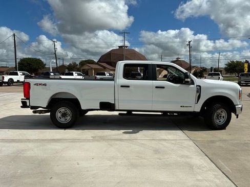 Used 2024 Ford F350 XL w/ XL Off-Road Package AWD/4WD image 2