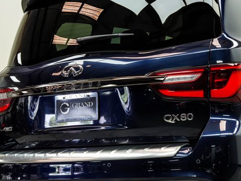 Used 2024 INFINITI QX80 Premium Select w/ Cargo Package AWD/4WD image 13