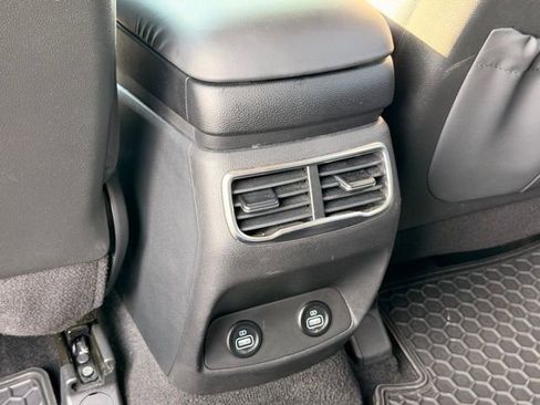 Used 2022 Hyundai Santa Fe XRT FWD image 13