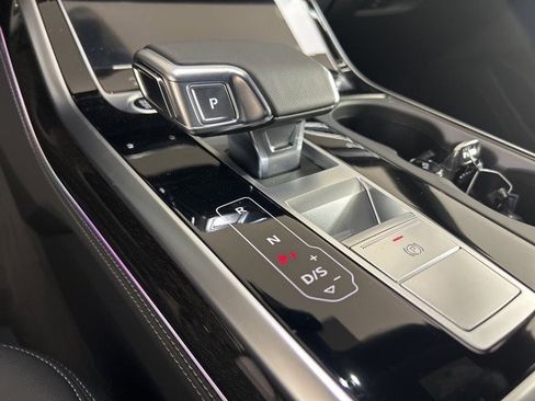 New 2026 Audi Q8 Premium Plus image 20