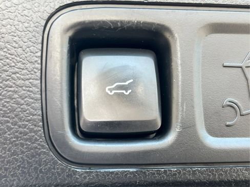Used 2021 Ford Expedition Max Limited AWD/4WD image 35