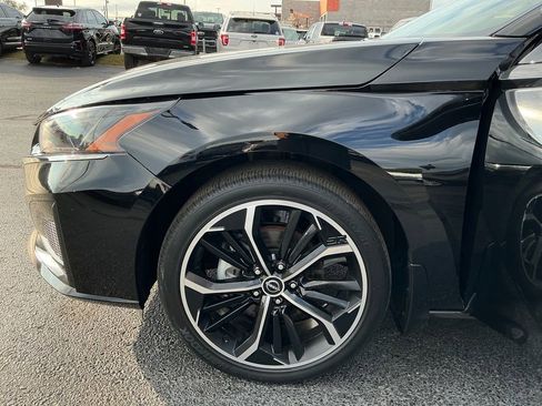 Used 2024 Nissan Altima 2.5 SR image 32