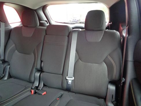 Used 2016 Jeep Cherokee Latitude w/ Comfort/Convenience Group image 8