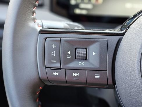 New 2026 Nissan Kicks SR FWD image 16
