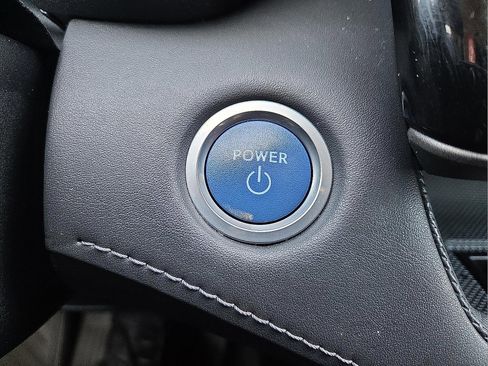 Used 2021 Toyota Highlander Limited image 23