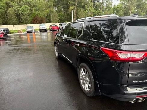 Used 2019 Chevrolet Traverse Premier AWD/4WD image 8