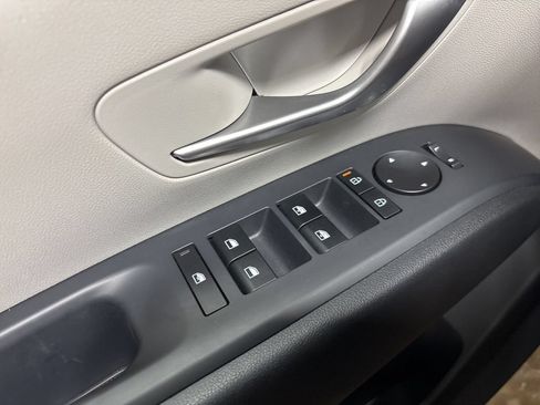 Certified 2025 Hyundai Tucson SEL AWD/4WD image 11