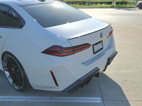 Used 2026 BMW M5 w/ Executive Package AWD/4WD image 33