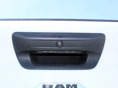 Used 2023 RAM 1500 Big Horn AWD/4WD image 9
