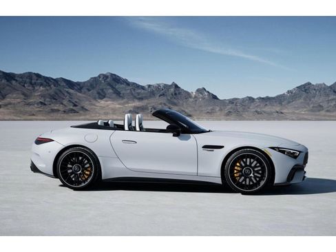 New 2026 Mercedes-Benz SL 63 AMG S e Performance 4MATIC image 16