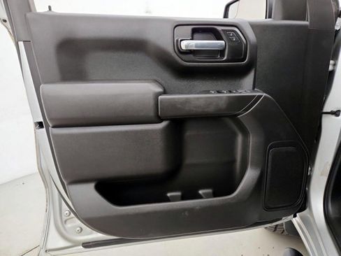 Used 2021 Chevrolet Silverado 1500 Custom w/ LPO, Dark Essentials Package image 8