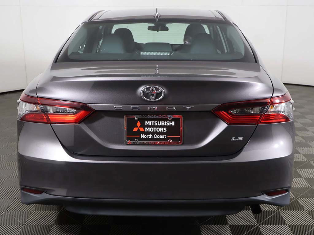 Used 2023 Toyota Camry LE FWD image 9