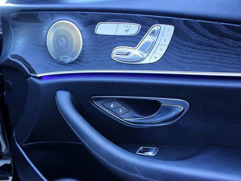Used 2017 Mercedes-Benz E 300 image 16