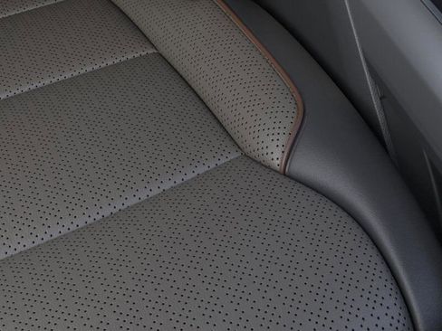 New 2025 Ford F150 Lariat w/ Equipment Group 501A Mid image 38