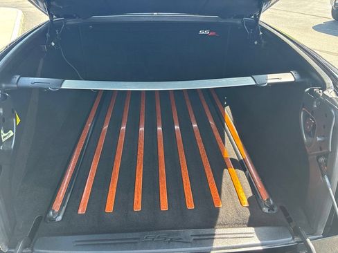 Used 2004 Chevrolet SSR w/ Preferred Equipment Group RWD image 10