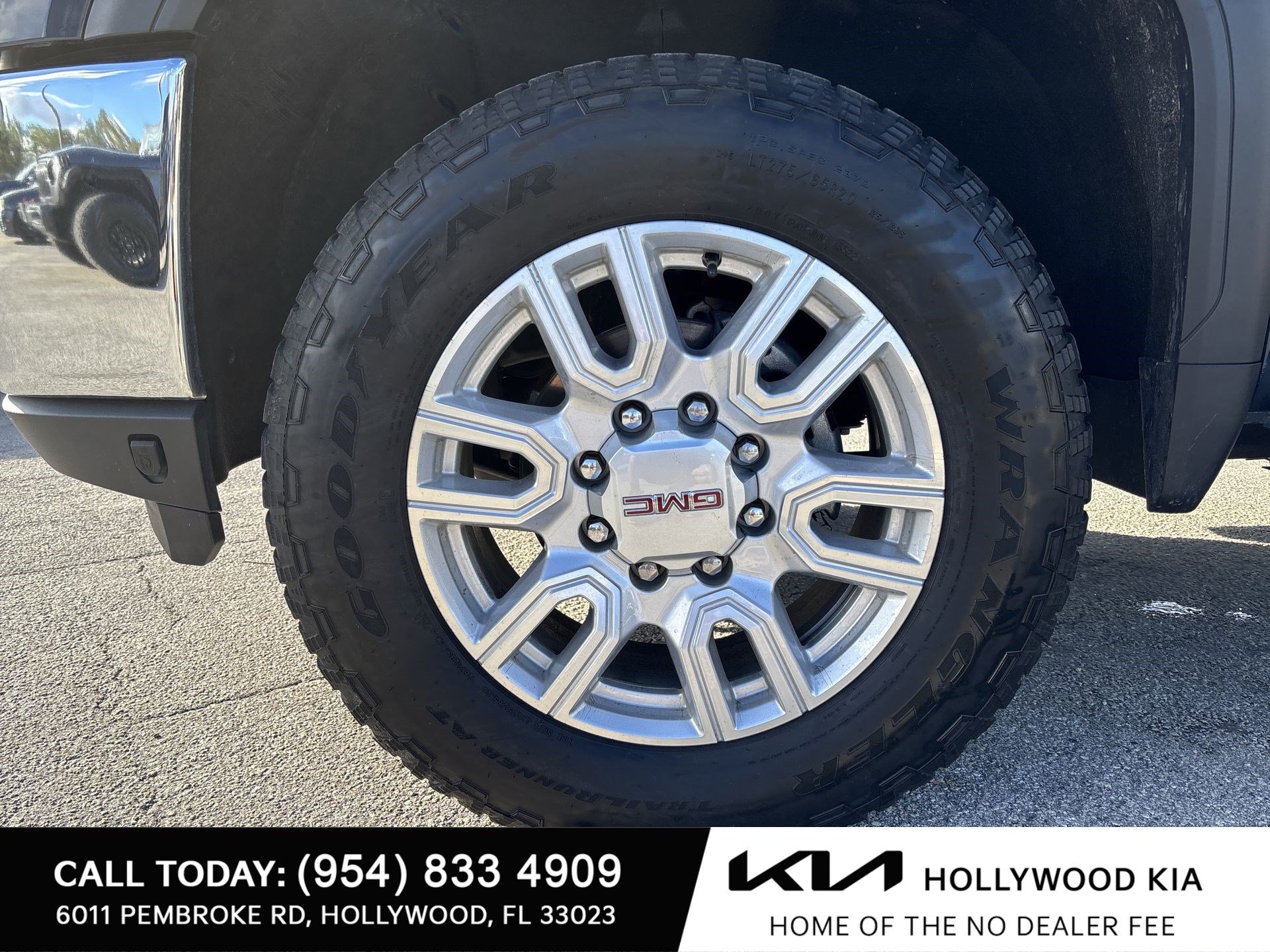 Used 2023 GMC Sierra 2500 SLT AWD/4WD image 18