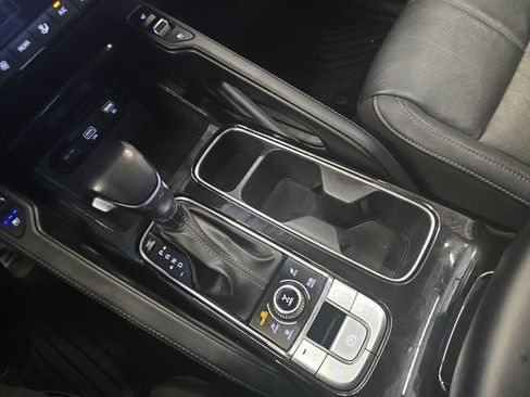 Used 2021 Kia Telluride SX w/ Nightfall Edition Package AWD/4WD image 29