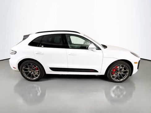 Used 2022 Porsche Macan GTS image 8