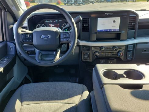 New 2026 Ford F450 XL w/ 360-Degree Camera Package image 13